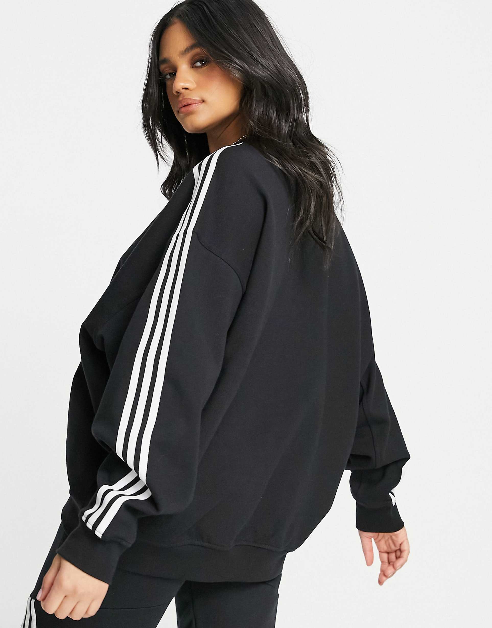 Adidas Originals Classics Oversized Sweatshirt -Adidas EX5238 - Image 3