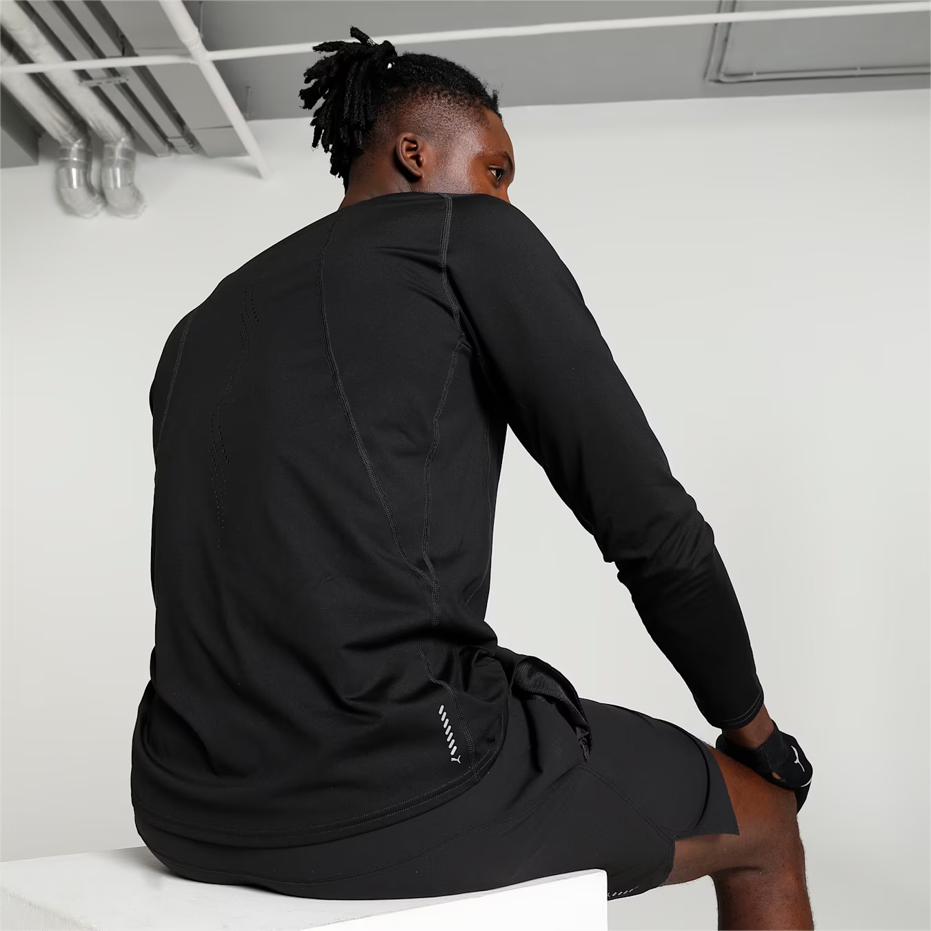 Puma Men's Long-Sleeve Running Top-Puma 524040-01 - Image 4