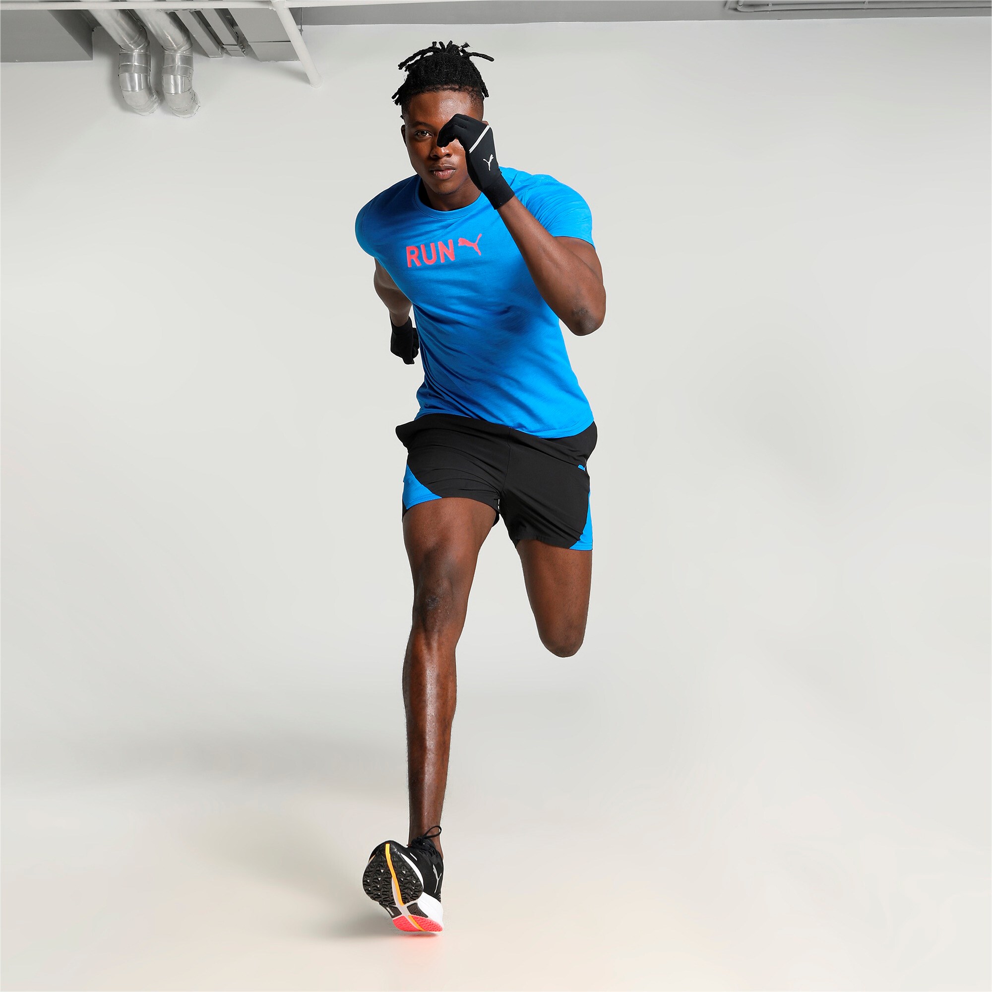 PUMA Men's Run Graphic Performance T-Shirt-Puma 52420246 - Image 4