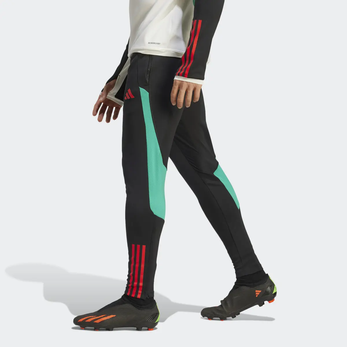 Adidas Manchester United Tiro 23 Training Pants-Adidas IA8481 - Image 2