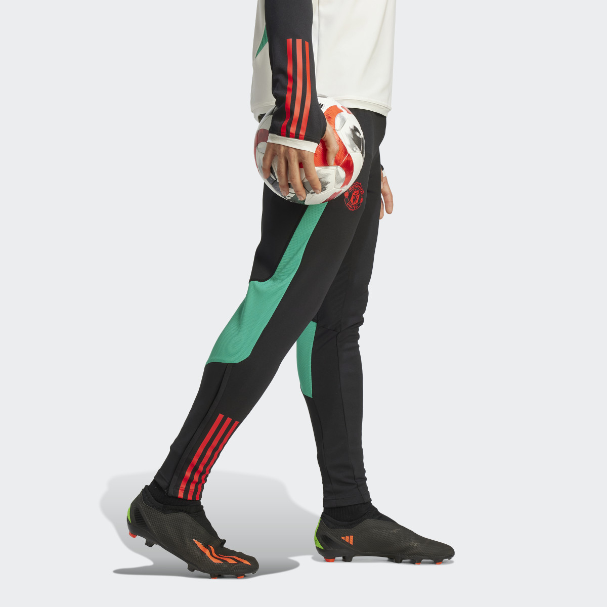 Adidas Manchester United Tiro 23 Training Pants-Adidas IA8481 - Image 4
