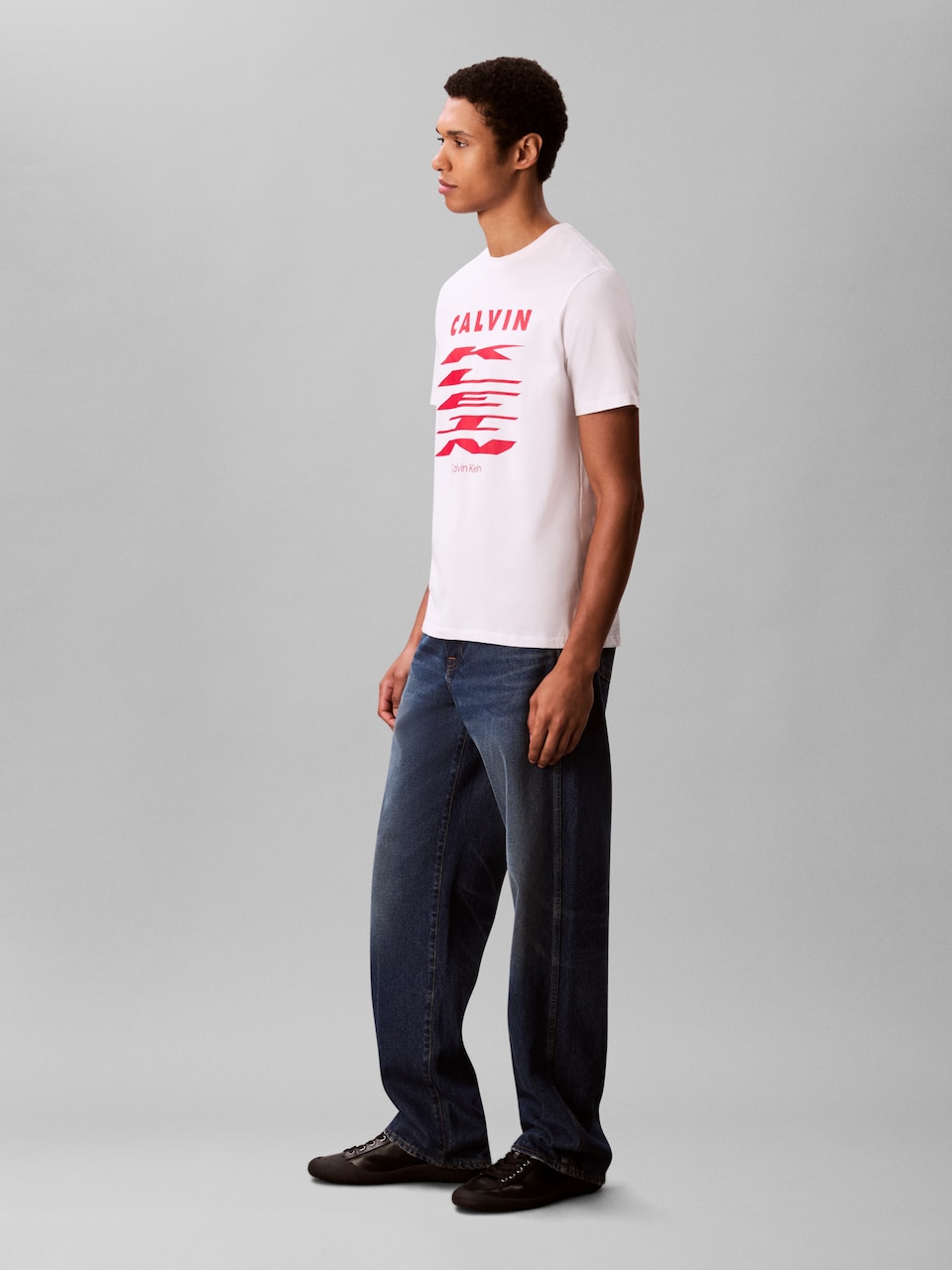 Calvin Klein Men's White Graphic Logo Crewneck T-Shirt – Red Kinetic Print-CK 4RD815G 110 - Image 2