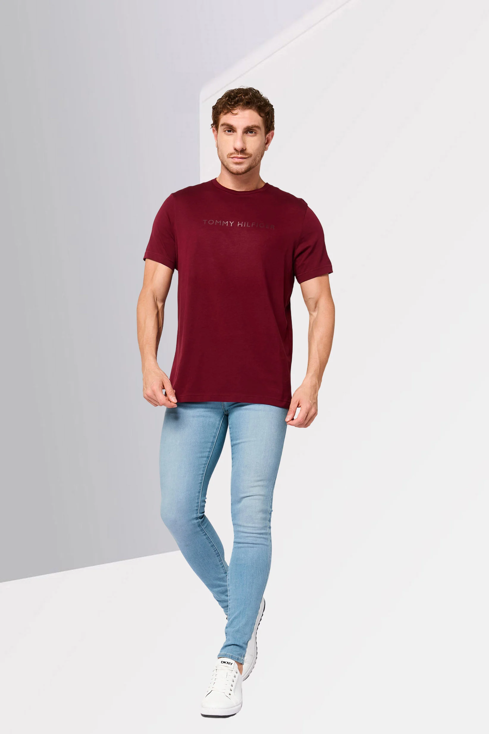 Men Crew Neck Short Sleeve Brand Logo T-Shirt, Dark Maroon - TOMMY HILFIGER 09T4536 - Image 4