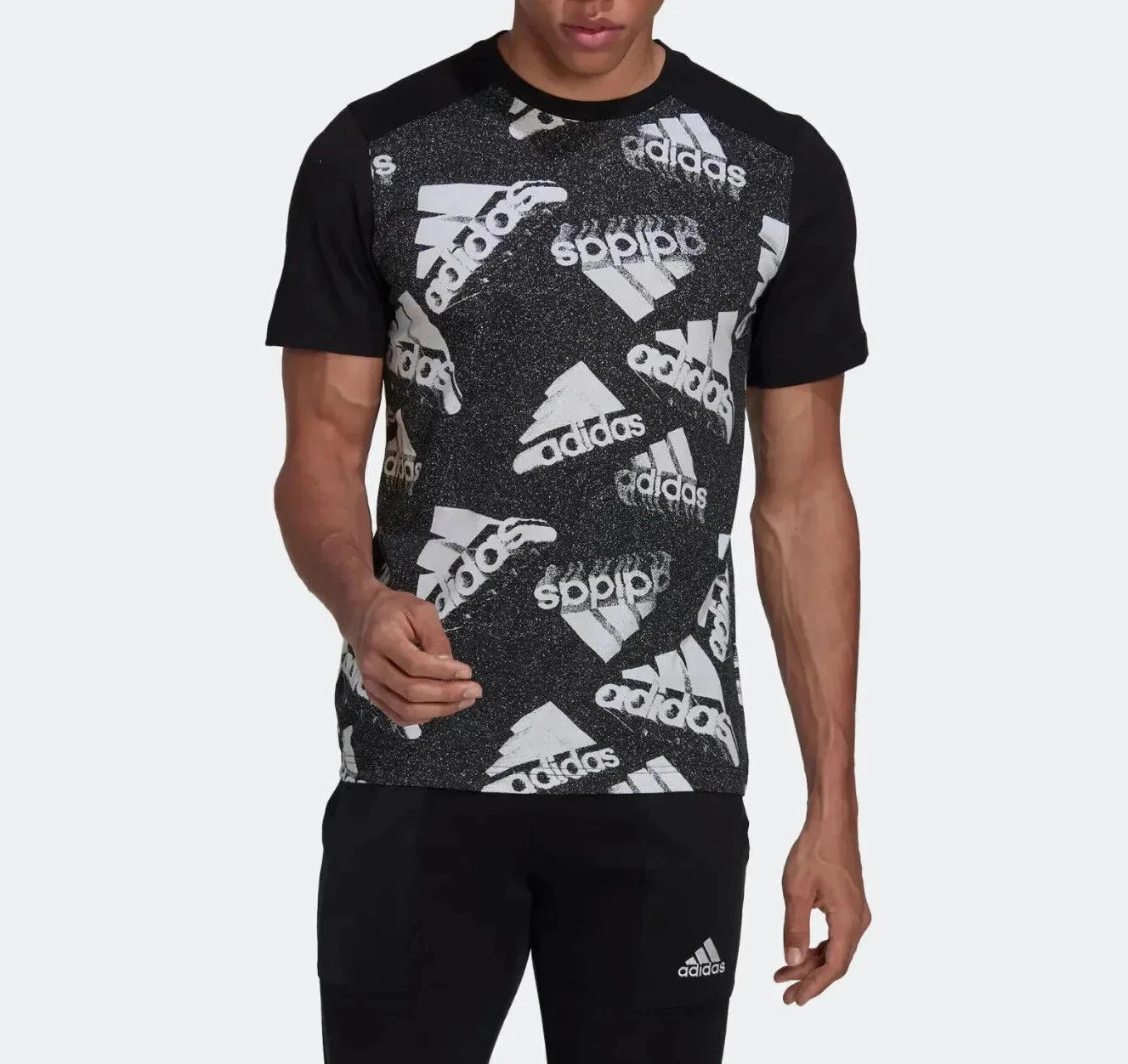 adidas Men's Essential Brand Love Logo Black/White Tee - Adidas HK0380