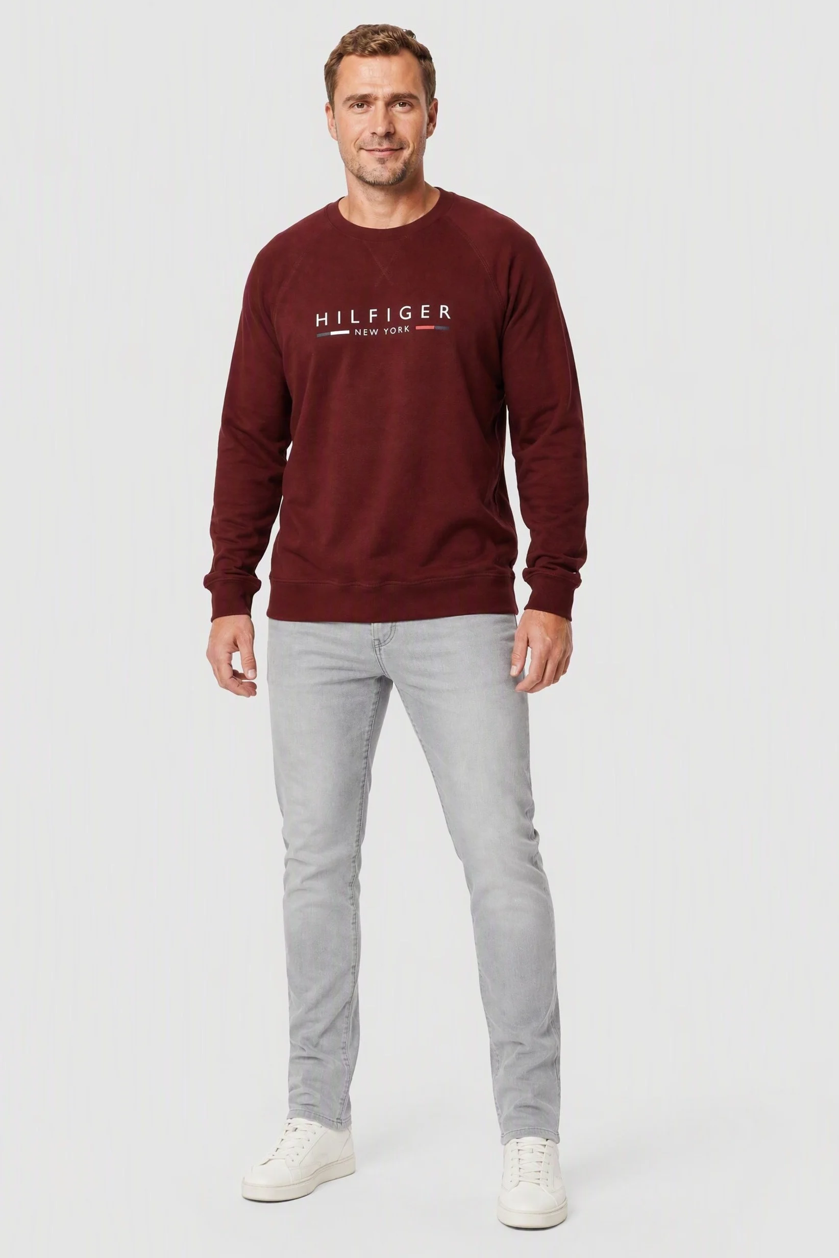 Tommy Hilfiger Men Crew Neck Brand Logo Long Sleeve Sweatshirt, Maroon - Tommy Hilfiger 09t4527 - Image 2